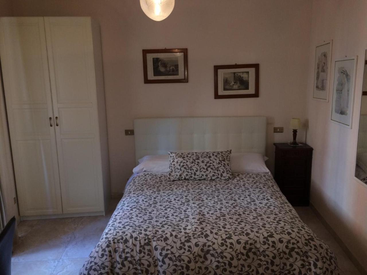 Borgo Antico Santa Lucia Bed & Breakfast Potenza Bagian luar foto