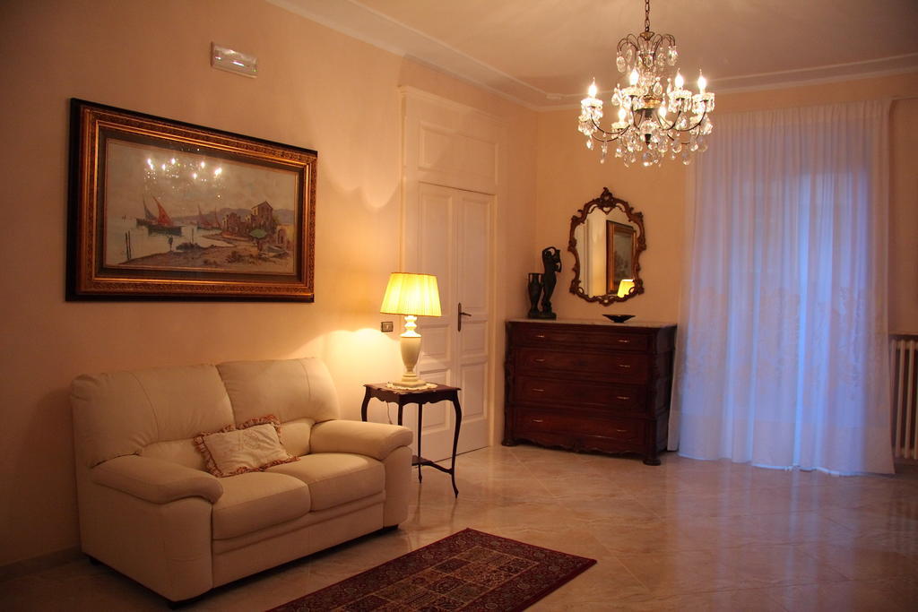 Borgo Antico Santa Lucia Bed & Breakfast Potenza Bagian luar foto