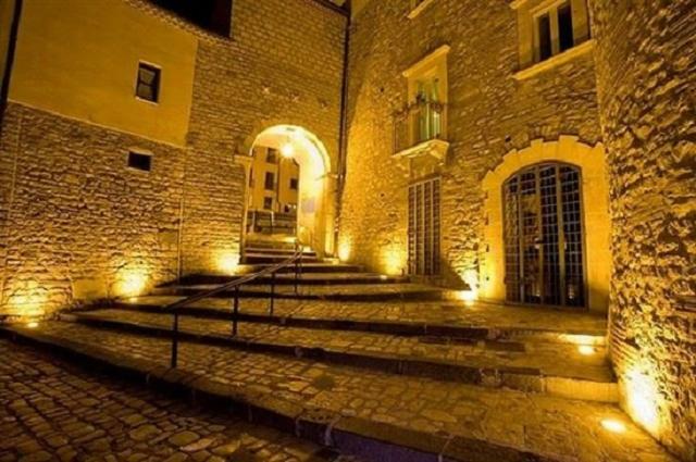 Borgo Antico Santa Lucia Bed & Breakfast Potenza Bagian luar foto